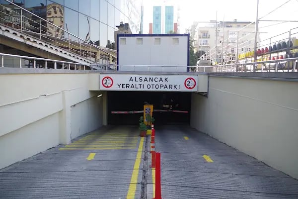 İZMİR BÜYÜKŞEHİR BELEDİYESİ İZELMAN A.Ş. Alsancak Yeraltı Otoparkı - Resim 1