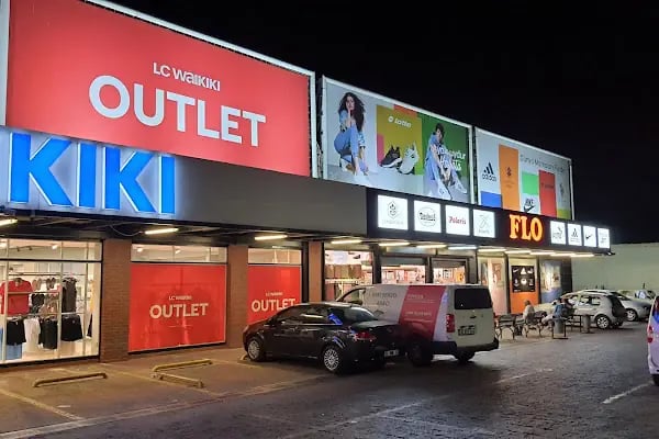 Lc Waikiki Outlet - Resim 12