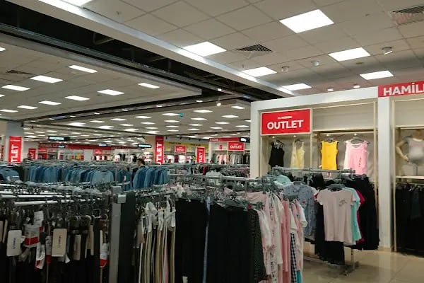 Lc Waikiki Outlet - Resim 5