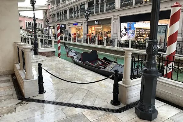 Venezia Mega Outlet - Resim 18