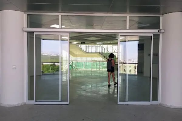 Dokuz Eylül Üniversitesi Devlet Konservatuvarı / Buca - Resim 4