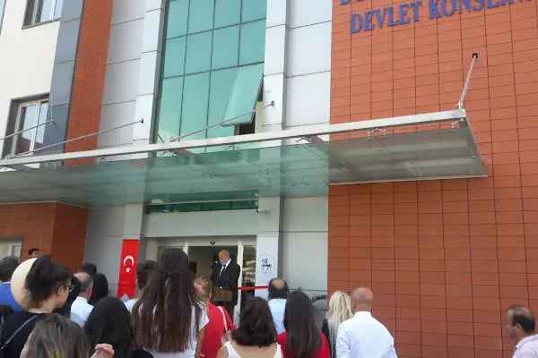 Dokuz Eylül Üniversitesi Devlet Konservatuvarı / Buca - Resim 2