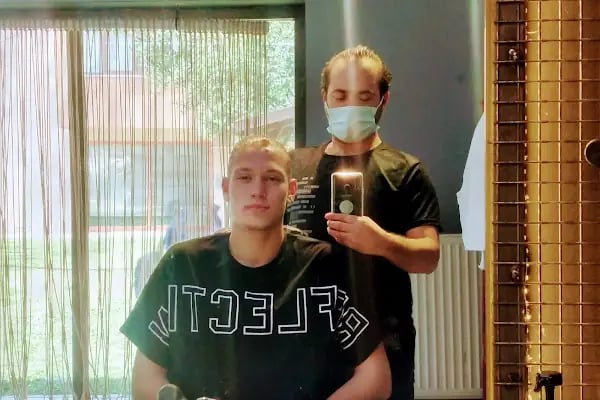 Yunus Güngör Hair Designer - Resim 7