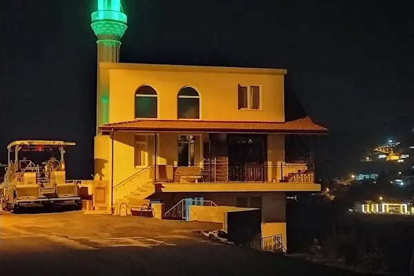 Kâmil Emine Benlidere Camii - Resim 4