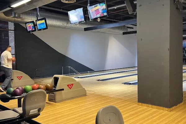 Airport Bowling - Resim 14