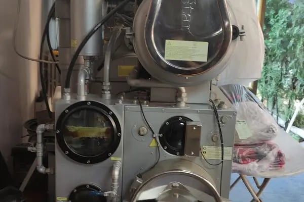 ERÖKSÜZ YIKAMATİK Laundry &amp; Dry Cleaning - Resim 14