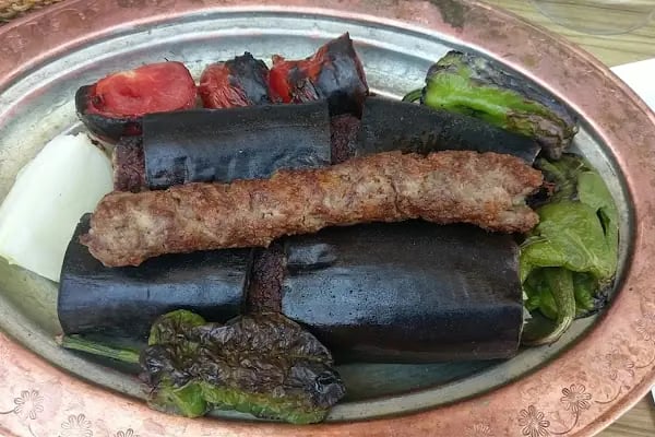 Gaziantep Birecik Altın Sofra Et Lokantası - Resim 11