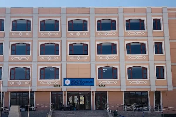 Altındağ Sultan Alparslan Ortaokulu - Resim 15