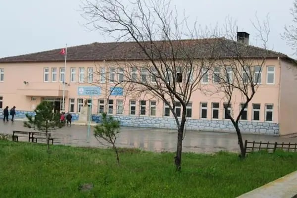 Yakupköy Ortaokulu - Resim 1