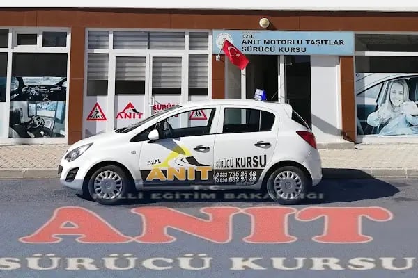 Anıt Sürücü Kursu - Resim 1