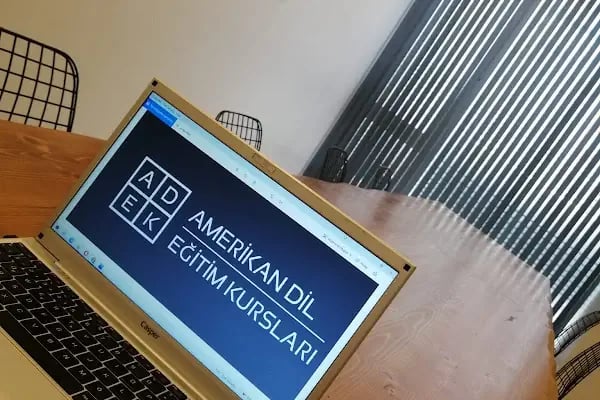 ADEK Amerikan Dil Eğitim Kursları - Resim 3