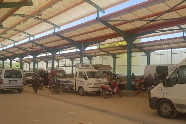 Altınekin Belediyesi Kapalı Pazar Yeri - Resim 3