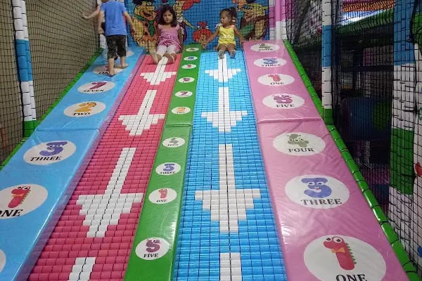 Kinderland Oyun &amp; Kafe - Resim 16