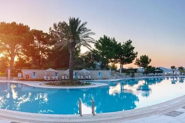 X Life Hotel +15 - Resim 9