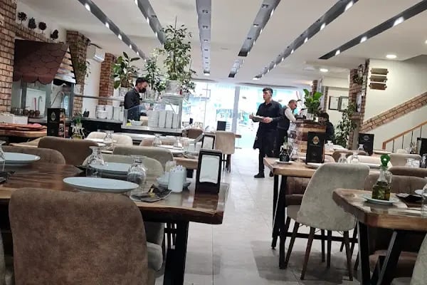 Diyarım Cağ ve Ciğer Kebap Salonu - Resim 11