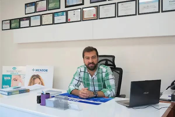 Op. Dr. Tuğrul Çelebi -Estetik ve Plastik Cerrahi Uzmanı - Resim 1