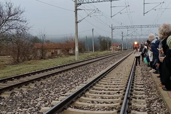 Piribeyler Tren İstasyonu - Resim 14