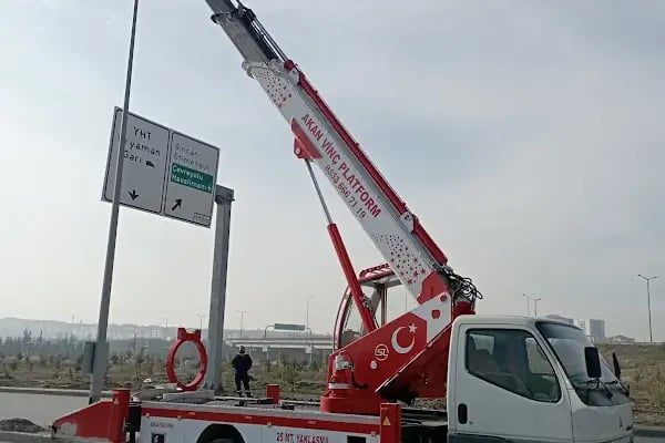 Sepetli vinç kiralama - Resim 19