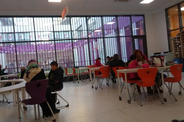 uğur okulları basın expres kampüsü - Resim 3