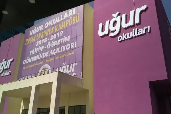 uğur okulları basın expres kampüsü - Resim 1