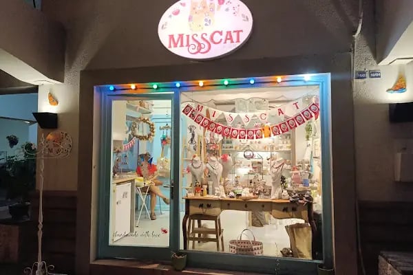 Misscat Design - Resim 1