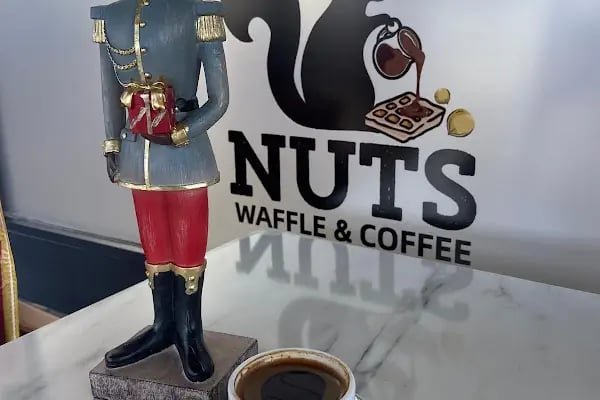 Nuts Waffle Coffee - Resim 11