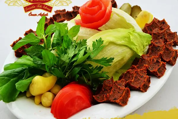 Akşehir Meşhur Adıyaman Çiğ Köftecisi ÖMER AYBAK - Resim 5