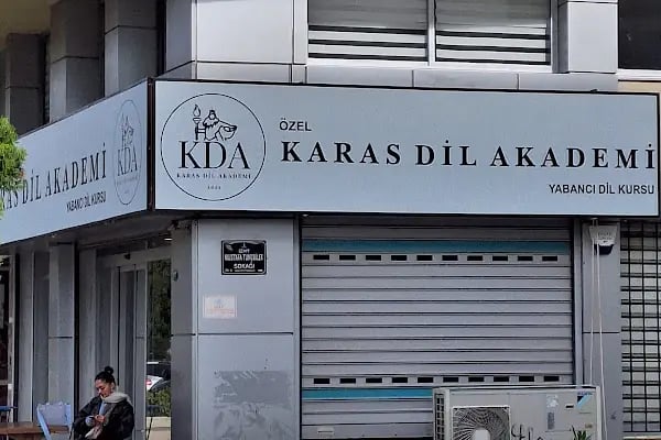 Hacettepe Akademi Karşıyaka Şubesi - İzmir'in En Kaliteli Yabancı Dil Kursu - Resim 13