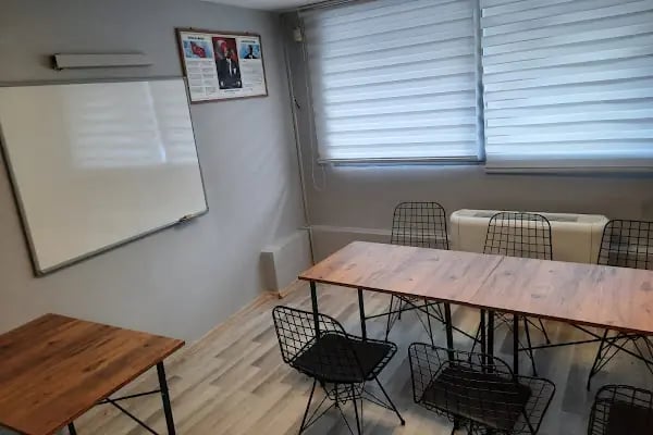 Hacettepe Akademi Karşıyaka Şubesi - İzmir'in En Kaliteli Yabancı Dil Kursu - Resim 12