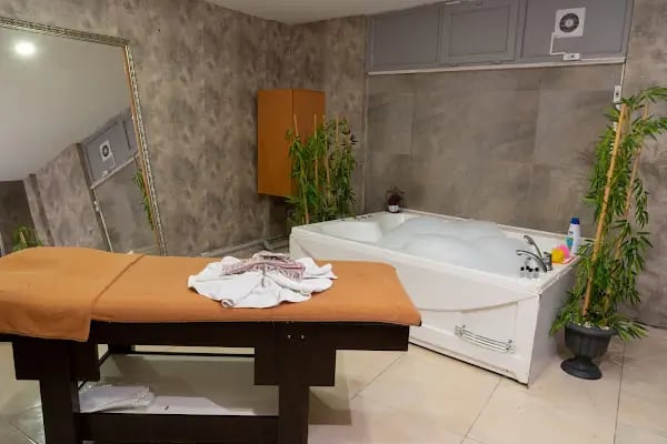 Loss Hotel - Resim 8