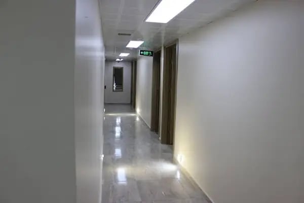 Loss Hotel - Resim 16