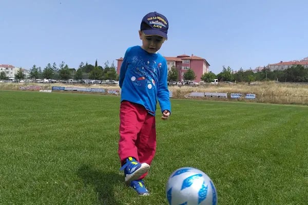 Sındırgı Atatürk Stadyumu - Resim 3