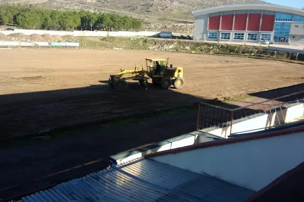 Sındırgı Atatürk Stadyumu - Resim 12