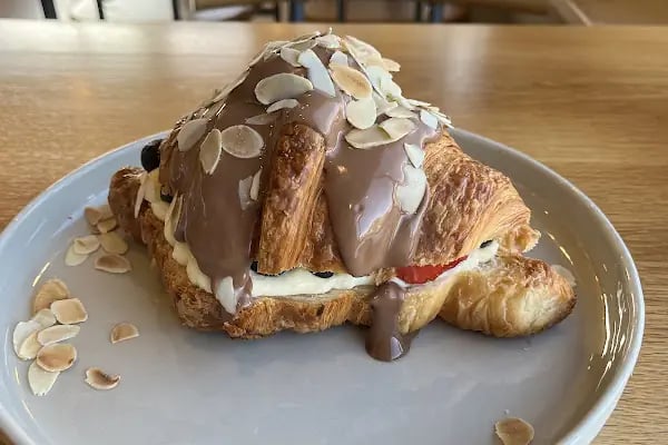 Brats Bakery Coffee - Resim 4