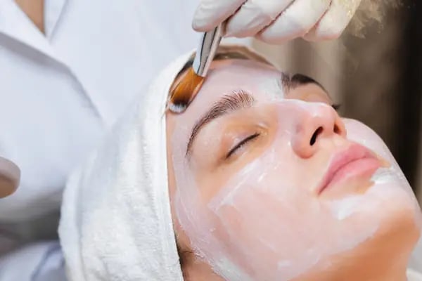 TT BEAUTY CENTER - Resim 18