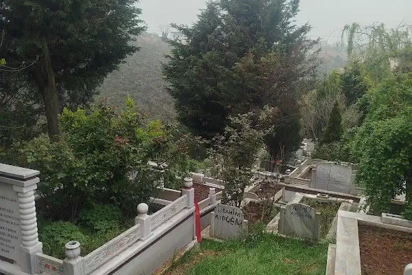 Yayla Mezarlığı - Resim 5