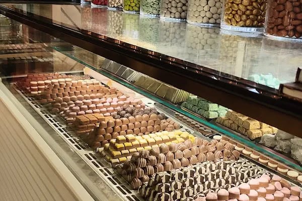 Q-ba Patisserie - Resim 15