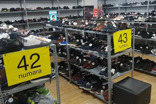 FLO Outlet Arnavutköy Mağazası - Resim 4
