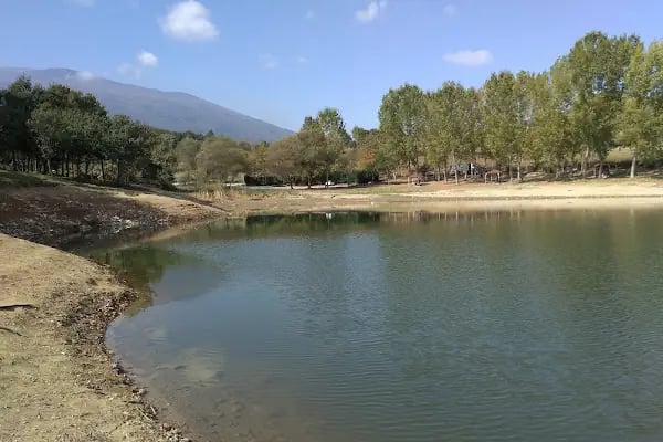 Yenice Belediyesi Gölet Piknik Alanı - Resim 3