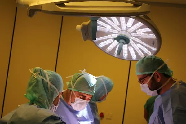 Bayan Ortopedi Doktoru | Kadın Ortopedist | Op. Dr. Ayşe Övül Erdoğan - Resim 5