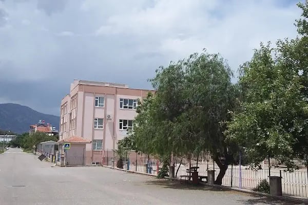 Güngör Gencer İlkokulu - Resim 14