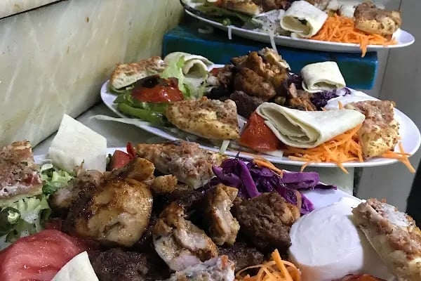 Özenen Pide Kebap Döner Çorba Salonu - Resim 6