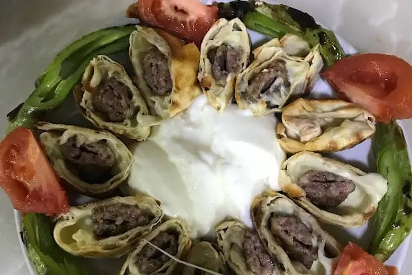 Özenen Pide Kebap Döner Çorba Salonu - Resim 3