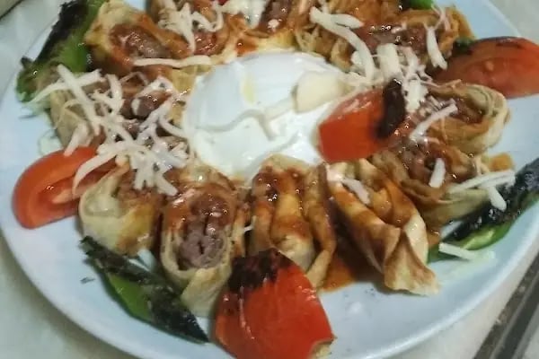 Özenen Pide Kebap Döner Çorba Salonu - Resim 8