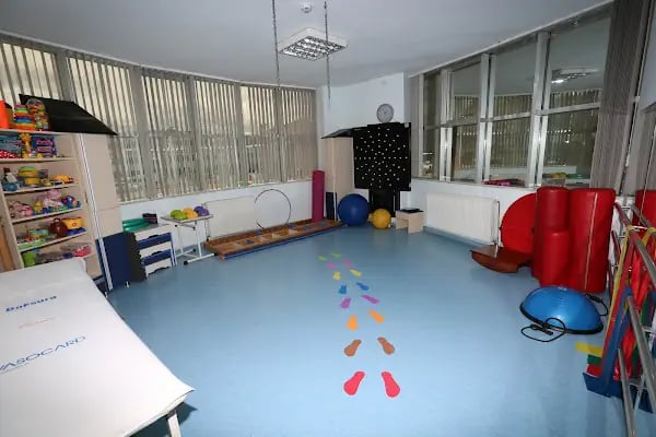 Adaptasyon Özel Eğitim ve Rehabilitasyon Merkezi - Resim 2