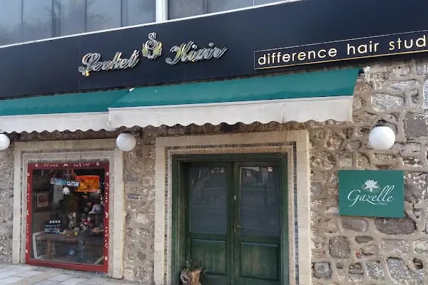ŞEVKET KİZİR DIFFERENCE HAIR STUDIO - Resim 17