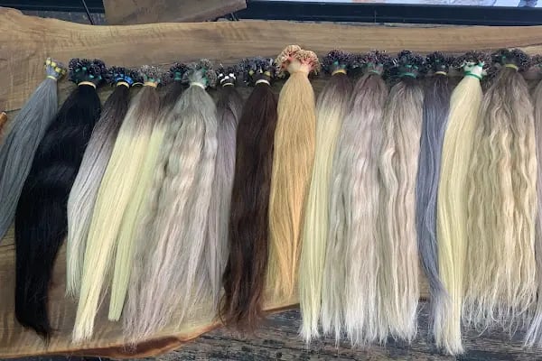 ŞEVKET KİZİR DIFFERENCE HAIR STUDIO - Resim 5