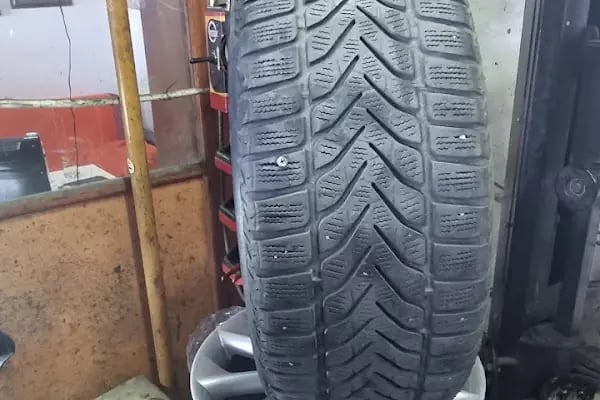 Dilek Oto Lastik 7/24 mobil yol yardım lastik tamiri ve değişimi - Resim 4