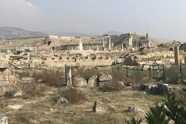 Hierapolis Apollon tapınağı - Resim 2