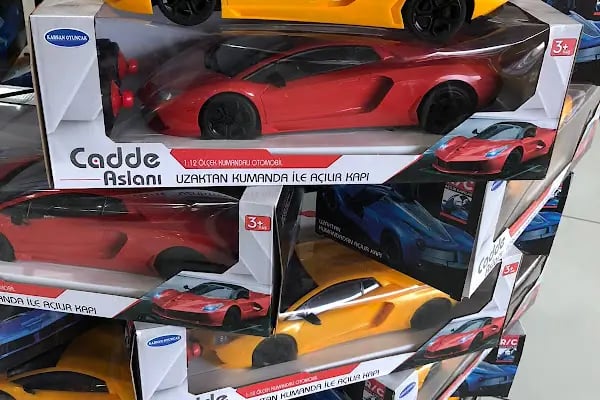‘ToysRed’ Toys Store Adana Oyuncak Merkez T. Özal Şube - Resim 7